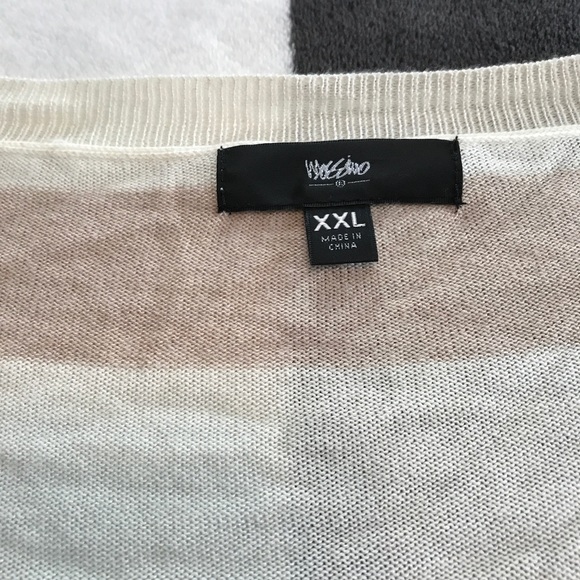 Mossimo sweater - Picture 2 of 2